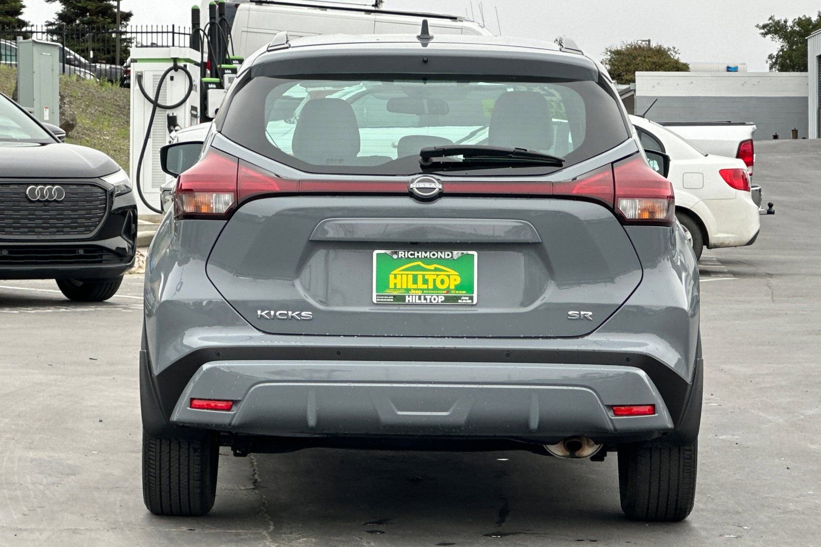 Used 2023 Nissan Kicks SR w/ SR Premium Package image 6