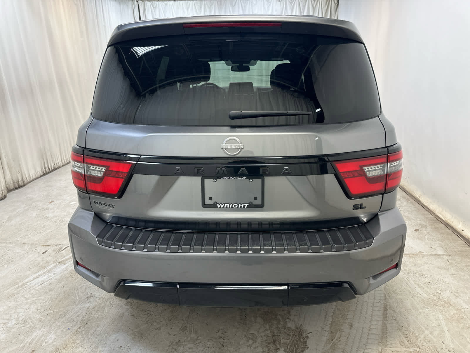 Certified 2024 Nissan Armada SL w/ Midnight Edition Package image 9