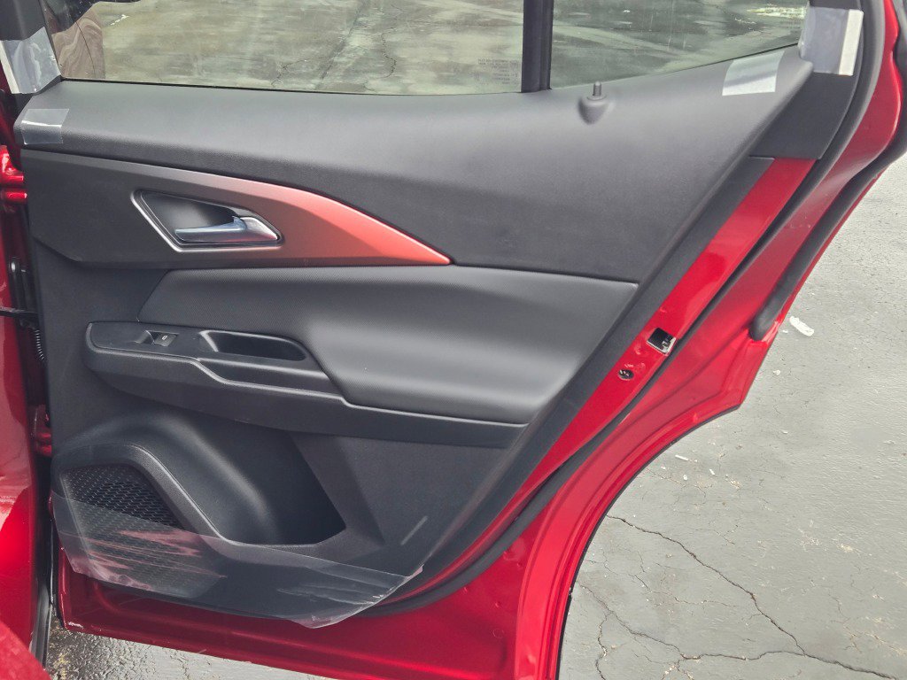 New 2026 Chevrolet Equinox EV RS image 8