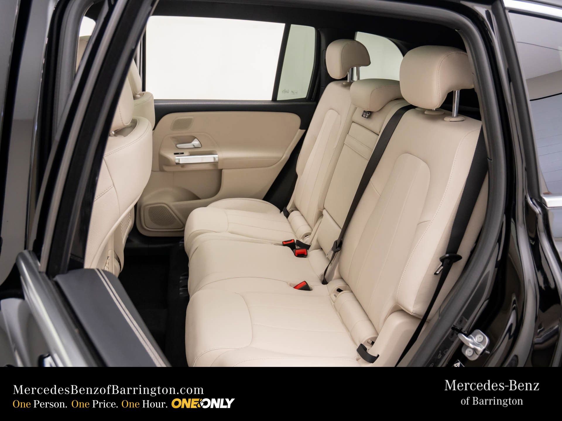 New 2026 Mercedes-Benz GLB 250 4MATIC image 19