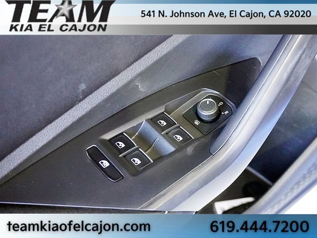Used 2024 Volkswagen Jetta SE FWD image 24