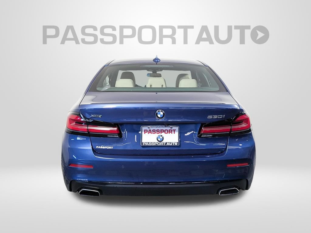 Certified 2023 BMW 530i xDrive w/ Premium Package AWD/4WD image 3