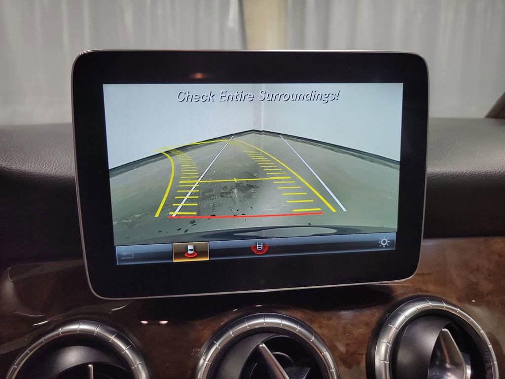 Used 2018 Mercedes-Benz CLA 250 image 18