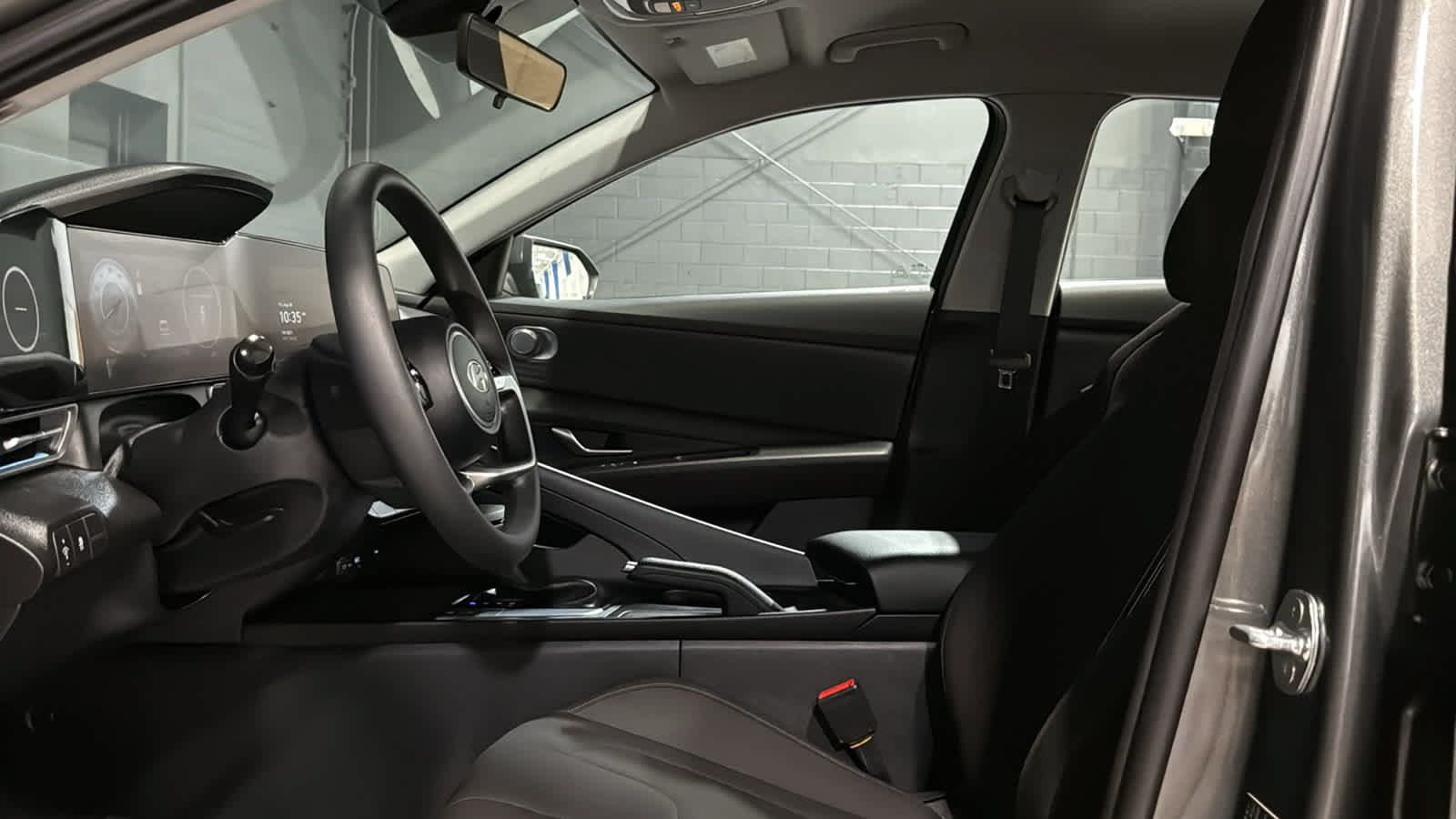 Used 2024 Hyundai Elantra SEL FWD image 10