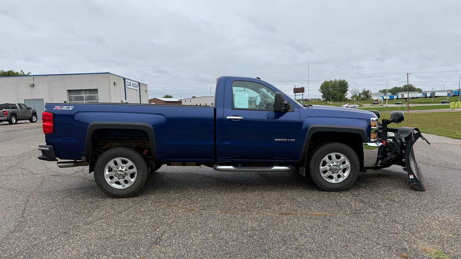 Used 2015 Chevrolet Silverado 3500 LT w/ LT Convenience Package AWD/4WD image 3