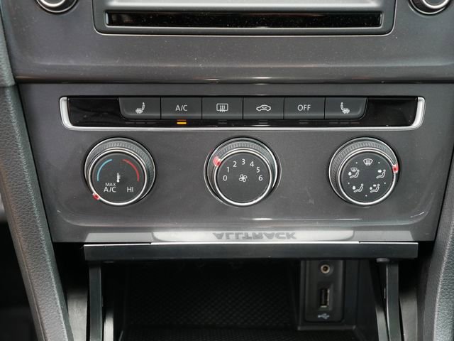 Used 2017 Volkswagen Golf Alltrack SEL image 31