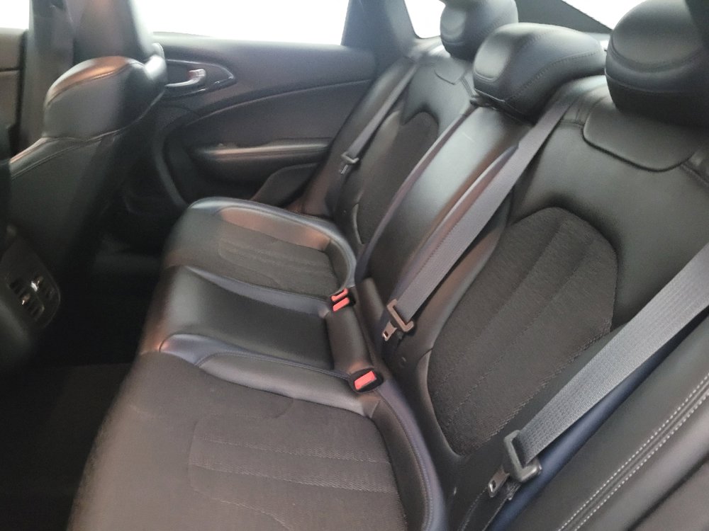 Used 2015 Chrysler 200 S w/ Navigation & Sound Group I image 18