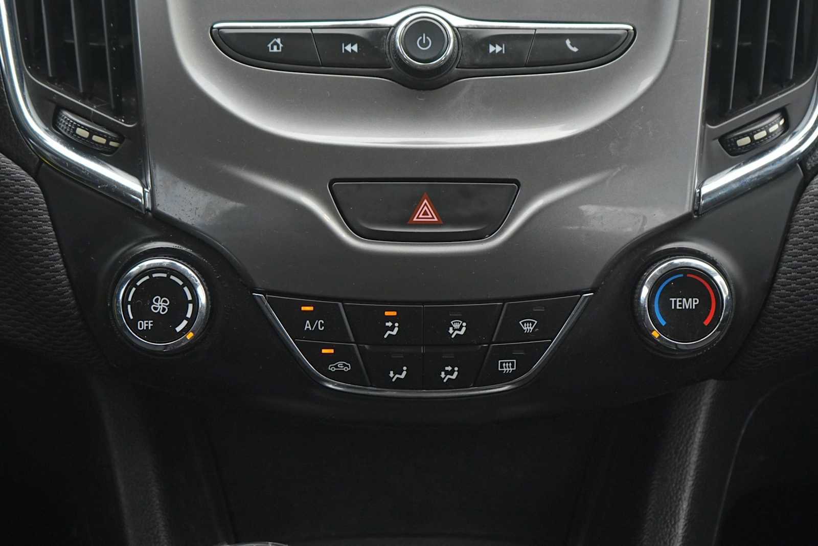 Used 2016 Chevrolet Cruze LT FWD image 20