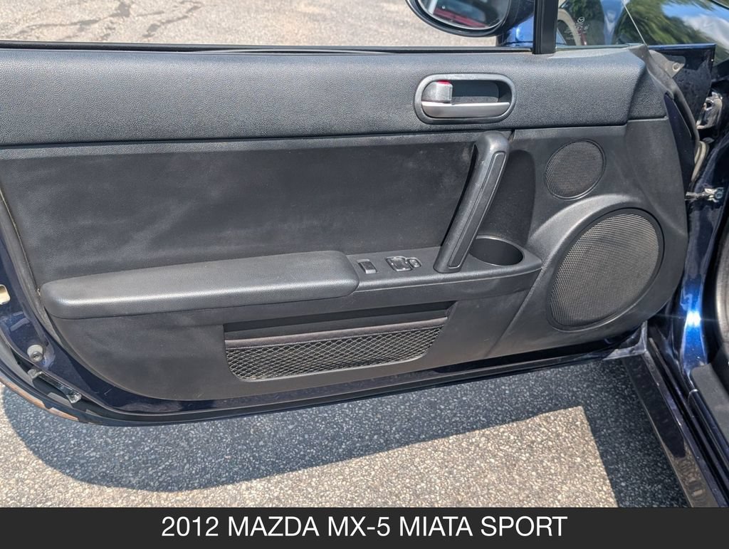 Used 2012 MAZDA MX-5 Miata Sport w/ Convenience Pkg RWD image 11