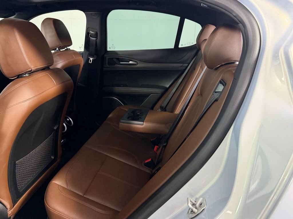 Used 2023 Alfa Romeo Stelvio Ti image 30