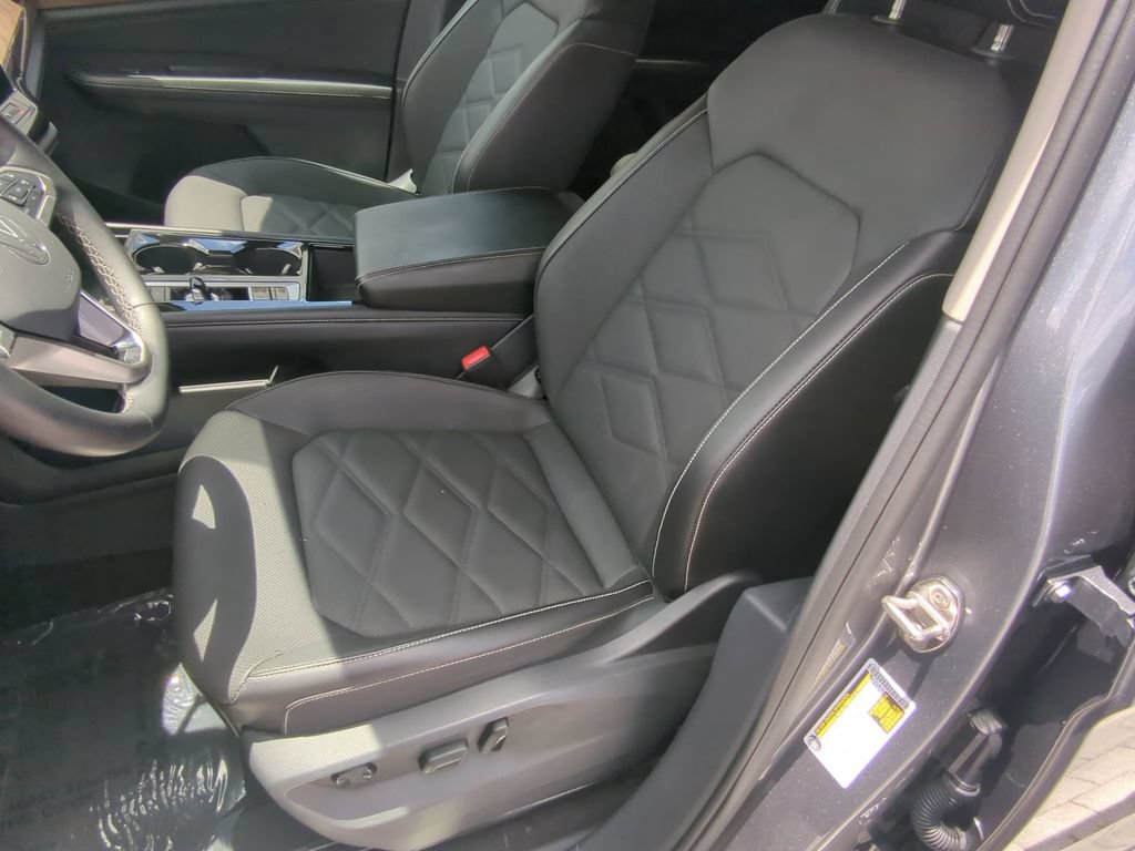 Used 2024 Volkswagen Atlas SE AWD/4WD image 21