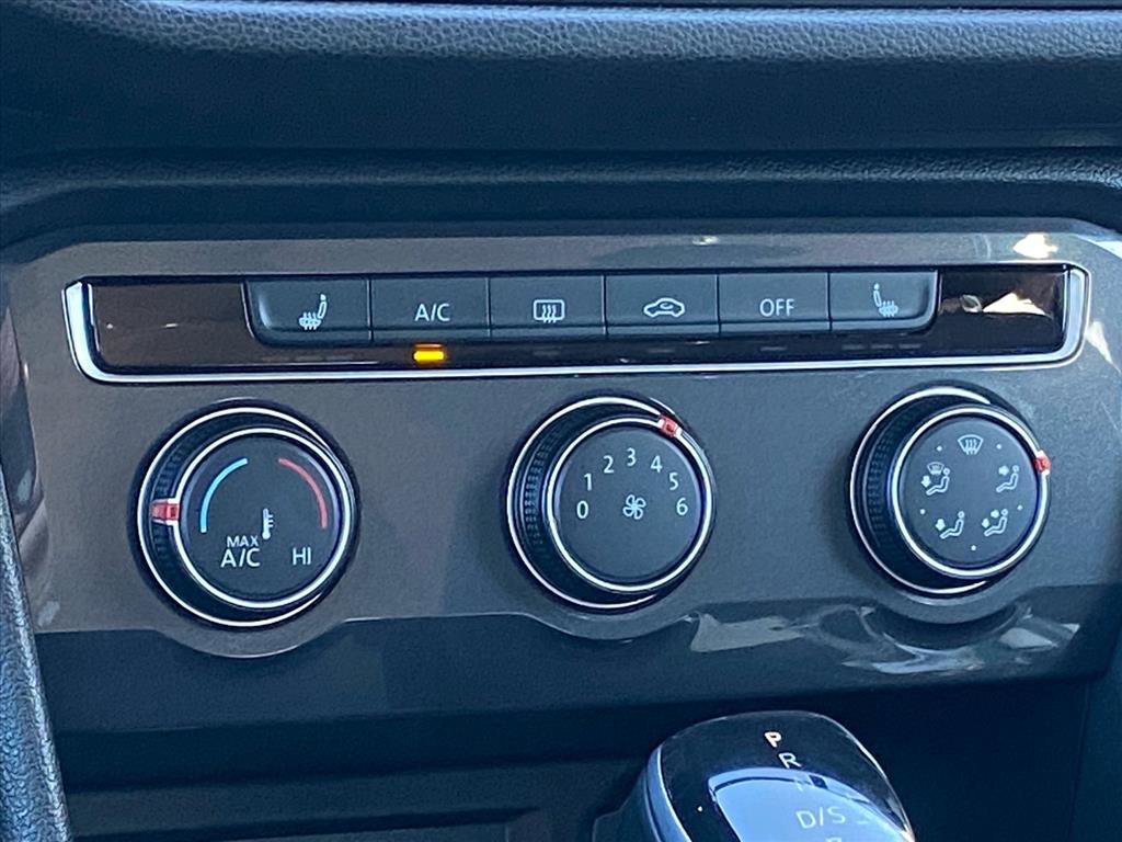 Certified 2024 Volkswagen Tiguan S image 9