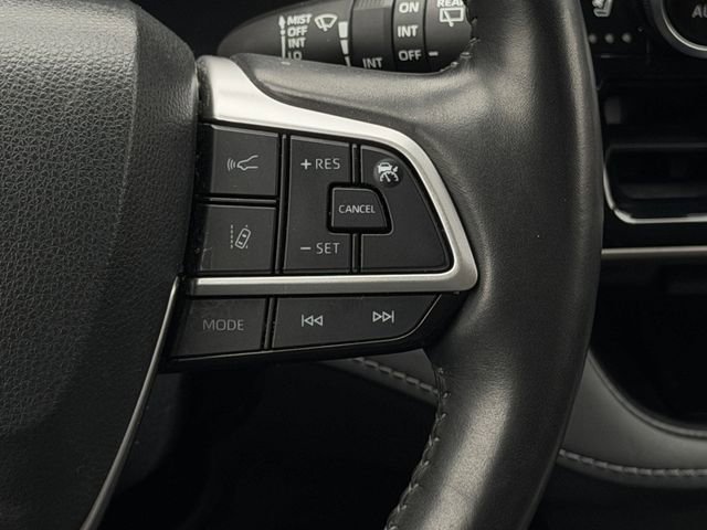 Used 2023 Toyota Highlander Limited AWD/4WD image 14