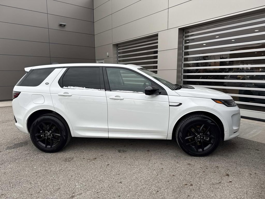 Certified 2025 Land Rover Discovery Sport S image 7