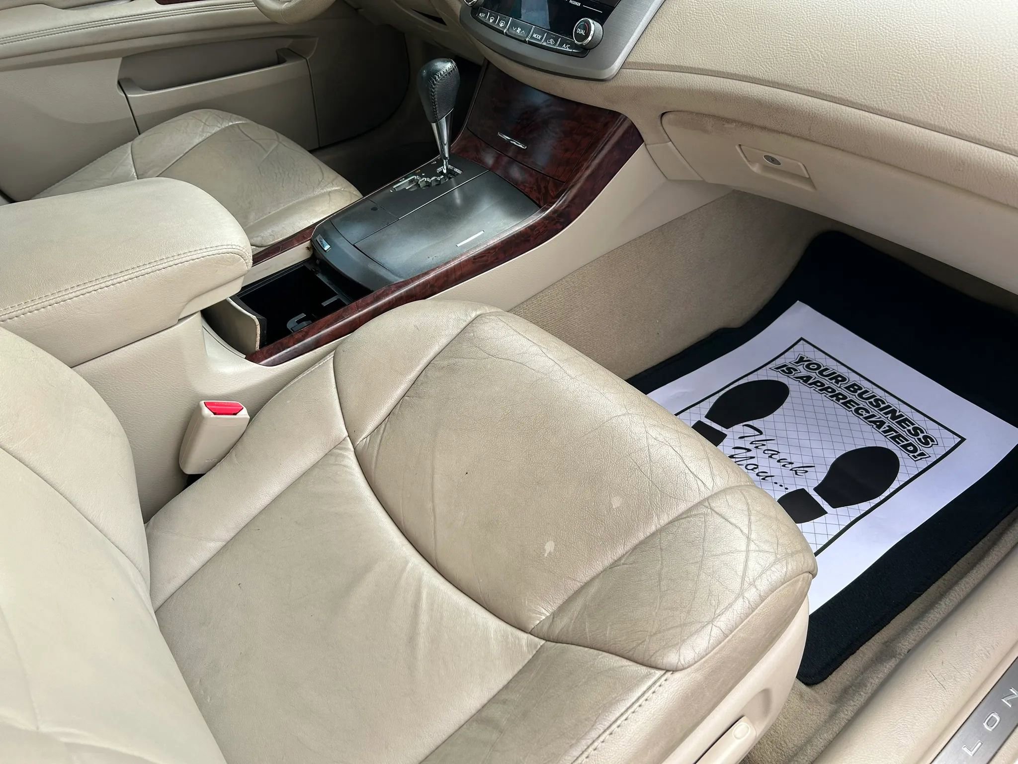 Used 2011 Toyota Avalon FWD image 14