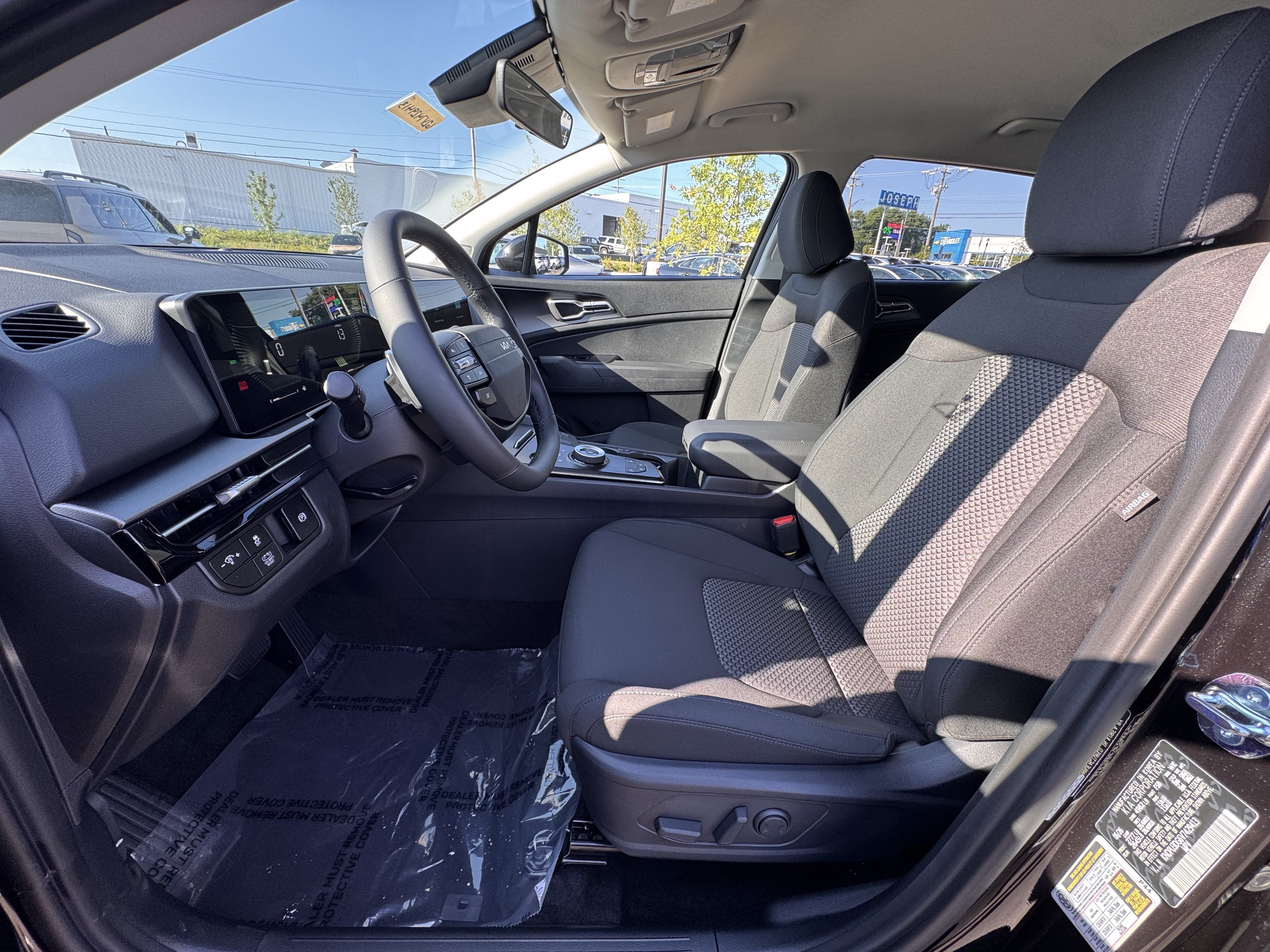 New 2027 Kia Sportage S FWD image 13