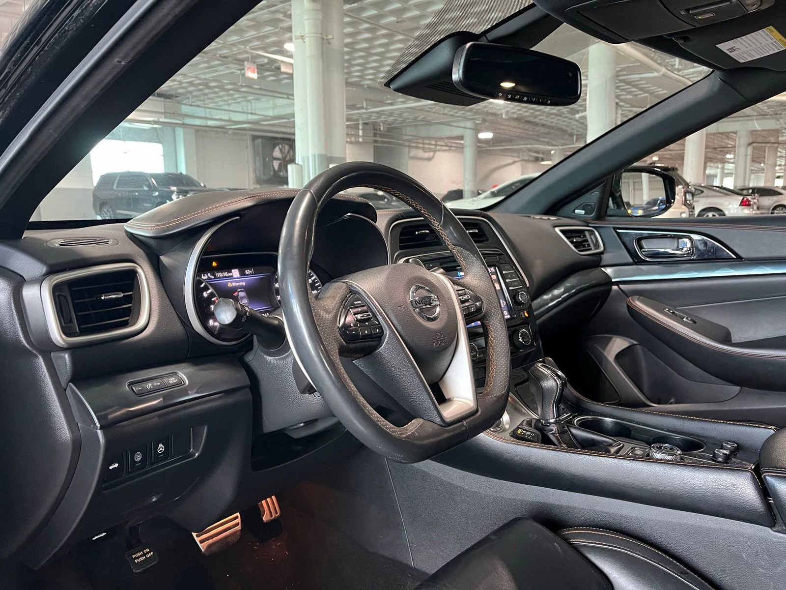 Used 2022 Nissan Maxima SR w/ Sport Mat Group FWD image 18