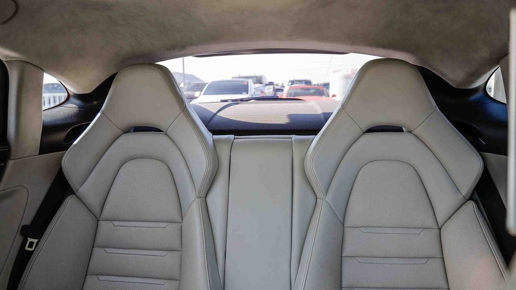 Used 2019 Porsche Panamera GTS image 27