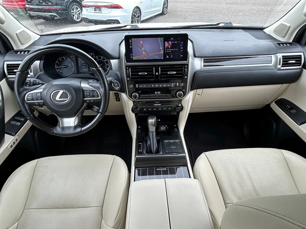 Used 2022 Lexus GX 460 Premium w/ Premium Package AWD/4WD image 10