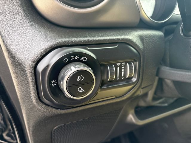 Used 2020 Jeep Gladiator Sport w/ Trailer Tow Package image 17