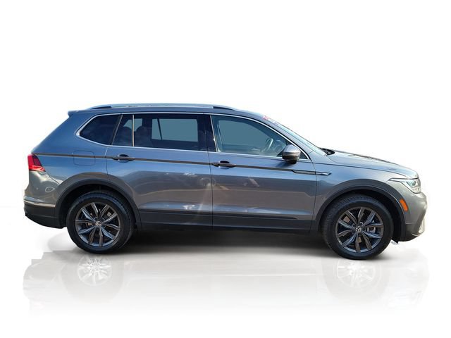 Used 2022 Volkswagen Tiguan SE AWD/4WD image 8