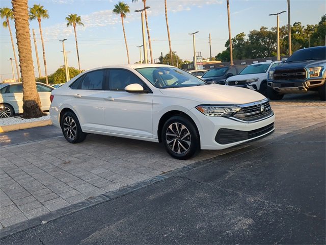 Certified 2024 Volkswagen Jetta S image 2