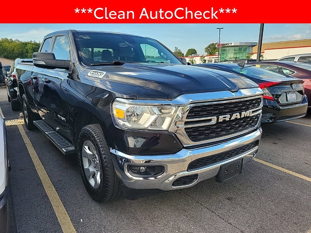 Used 2022 RAM 1500 Big Horn AWD/4WD image 3