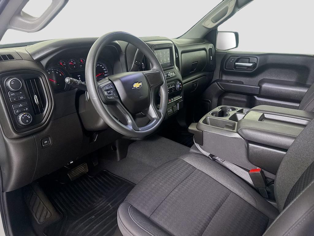 Used 2023 Chevrolet Silverado 1500 Custom image 8