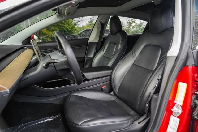 Used 2019 Tesla Model 3 Standard Range RWD image 34