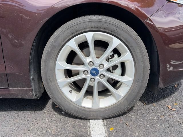 Used 2019 Ford Fusion SE FWD image 7