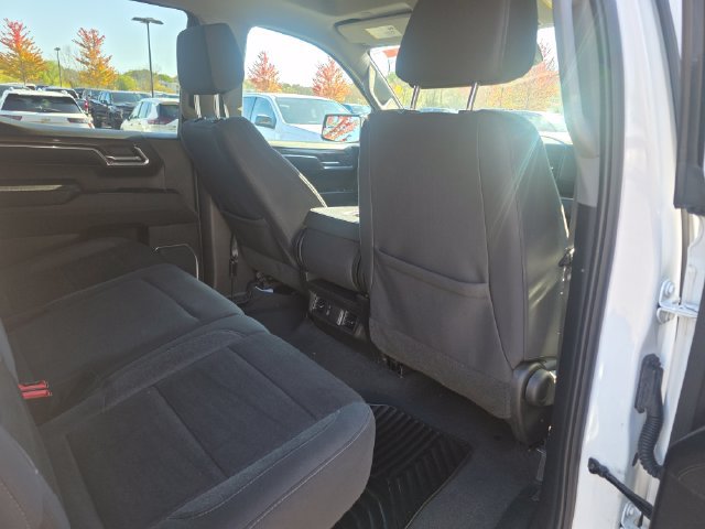 Used 2023 Chevrolet Silverado 1500 LT AWD/4WD image 13