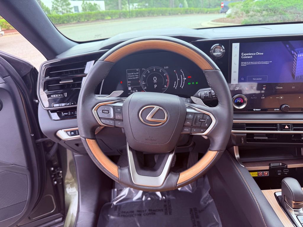 Used 2024 Lexus RX 350 Premium w/ Accessory Package (Z1) FWD image 18