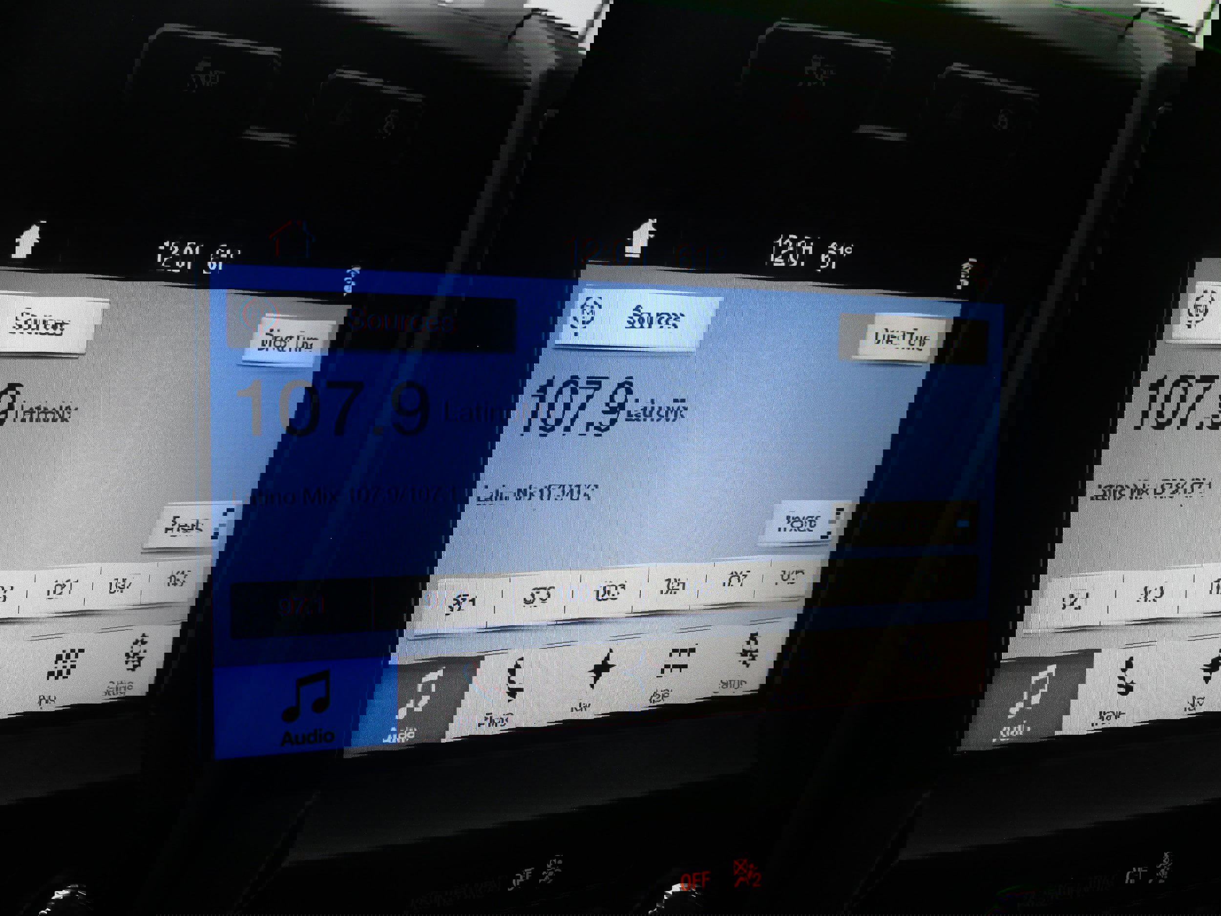 Used 2018 Ford F150 XLT w/ Equipment Group 302A Luxury image 21