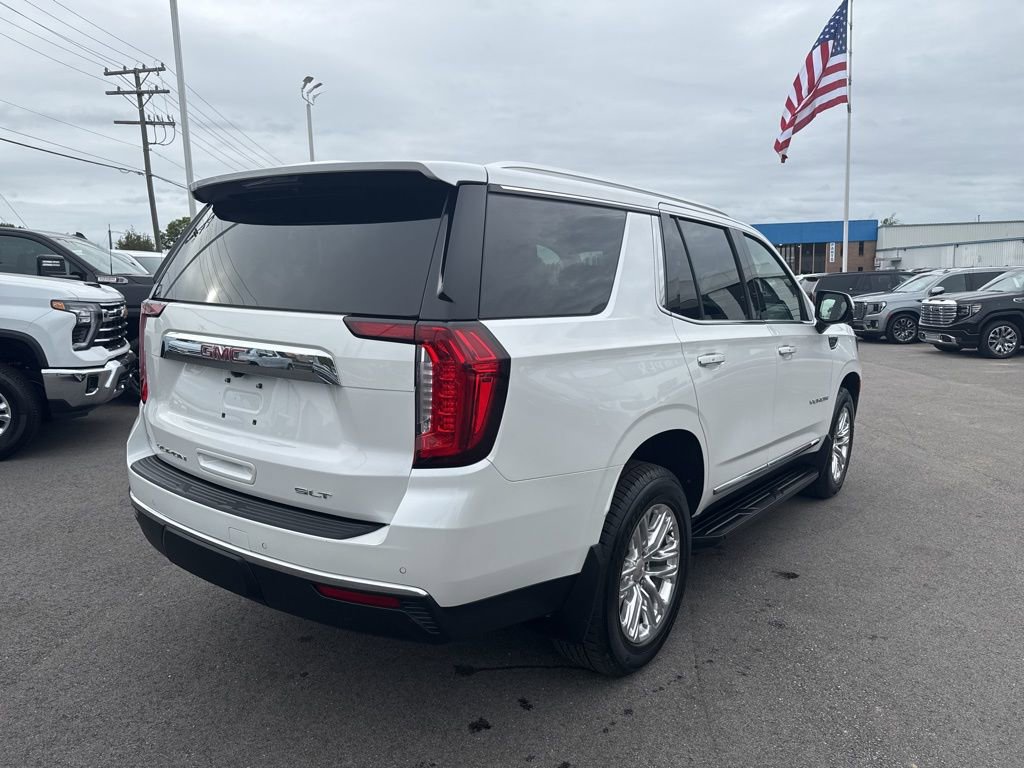 Used 2023 GMC Yukon SLT w/ SLT Premium Package image 5