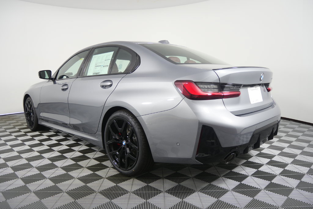 New 2026 BMW 330i Sedan w/ M Sport Package RWD image 6