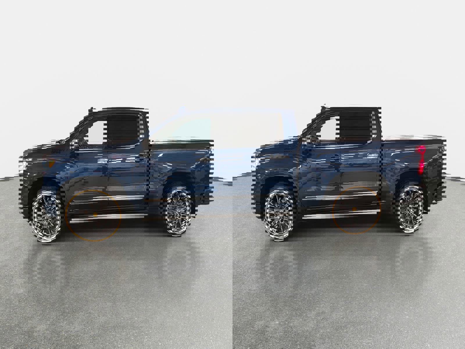 Used 2022 Chevrolet Silverado 1500 High Country w/ High Country Premium Package image 8