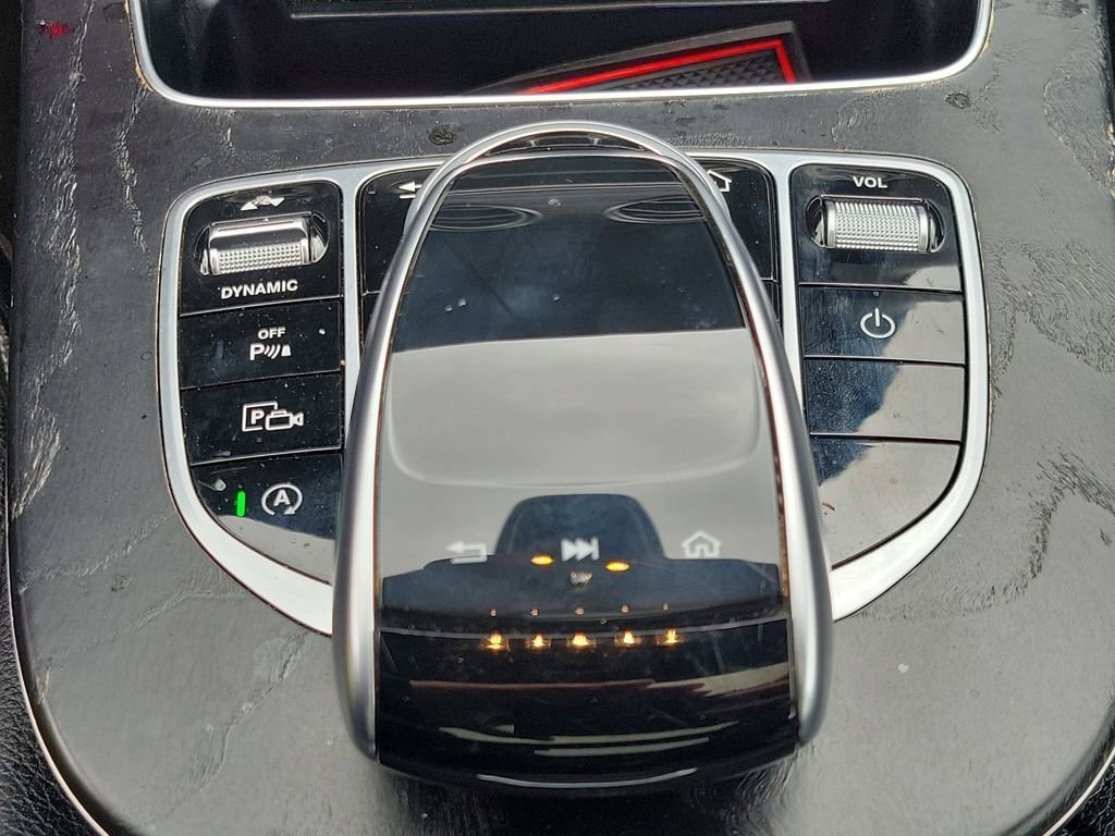 Used 2018 Mercedes-Benz E 400 4MATIC Sedan image 28