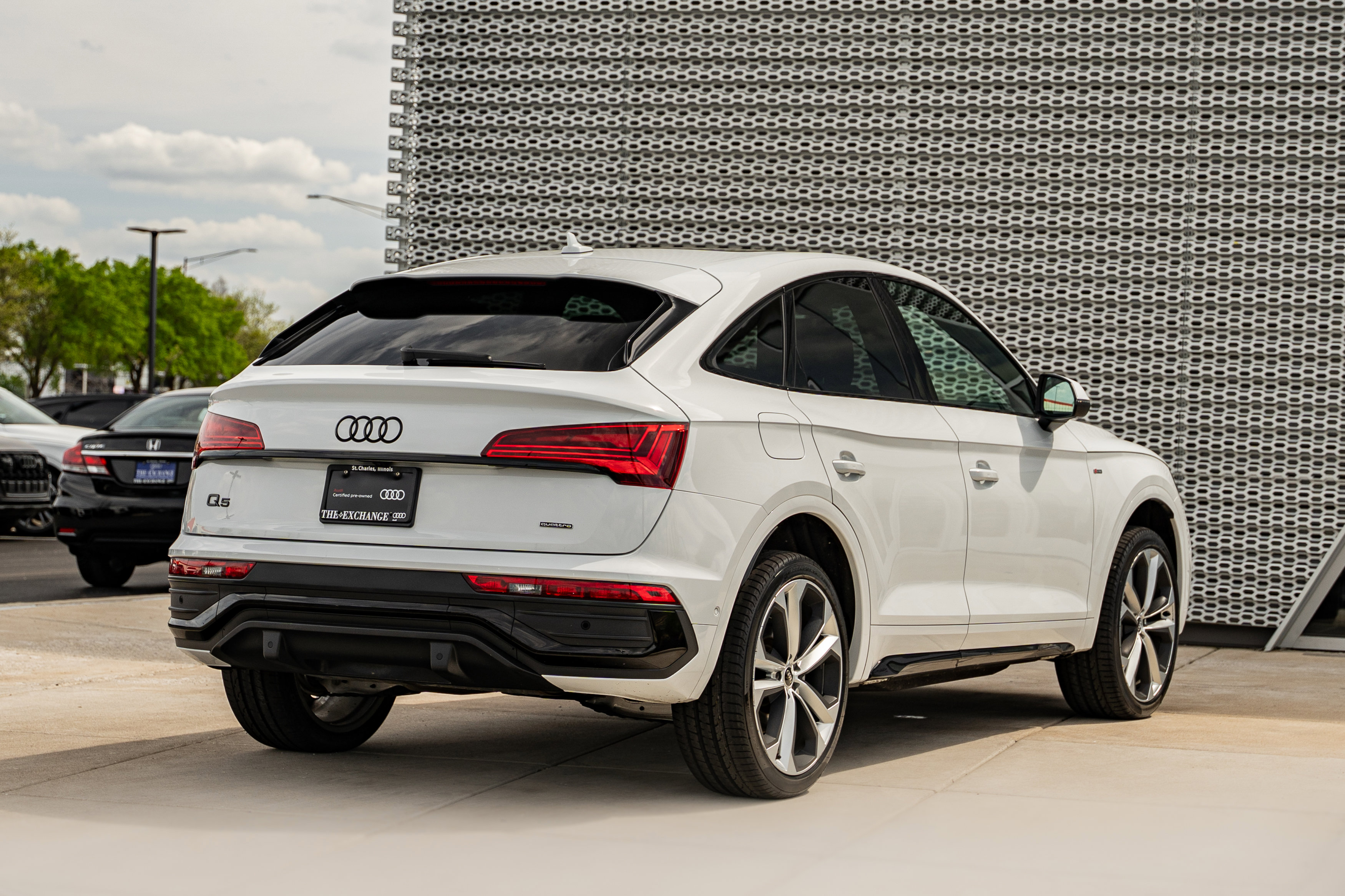 Certified 2022 Audi Q5 2.0T Prestige AWD/4WD image 4