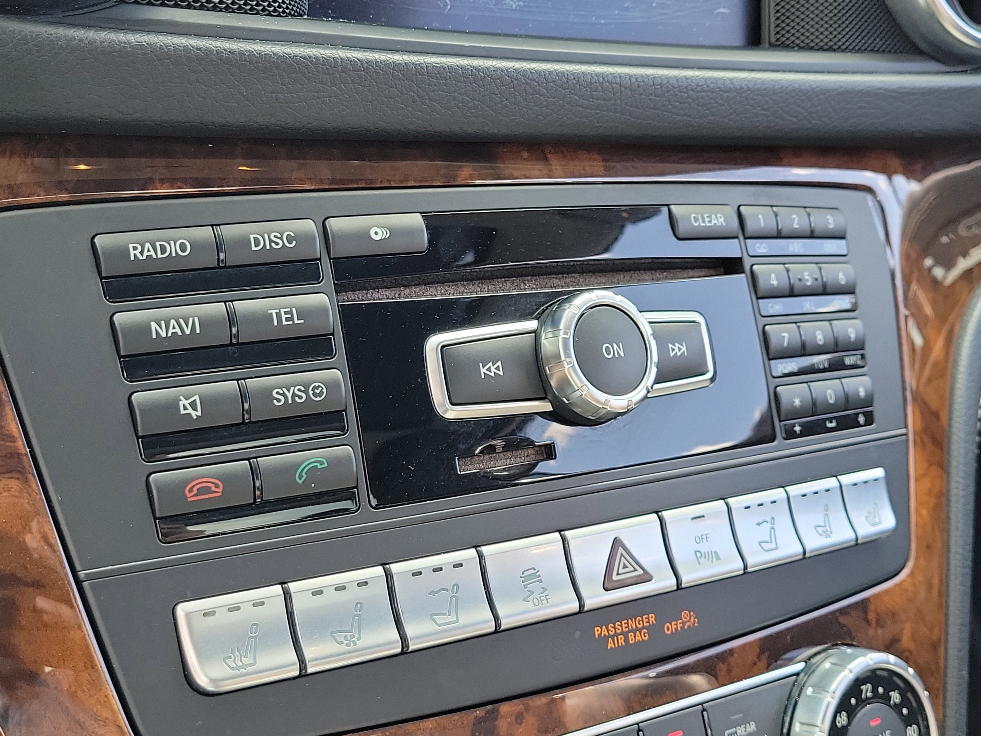 Used 2013 Mercedes-Benz SL 550 image 26