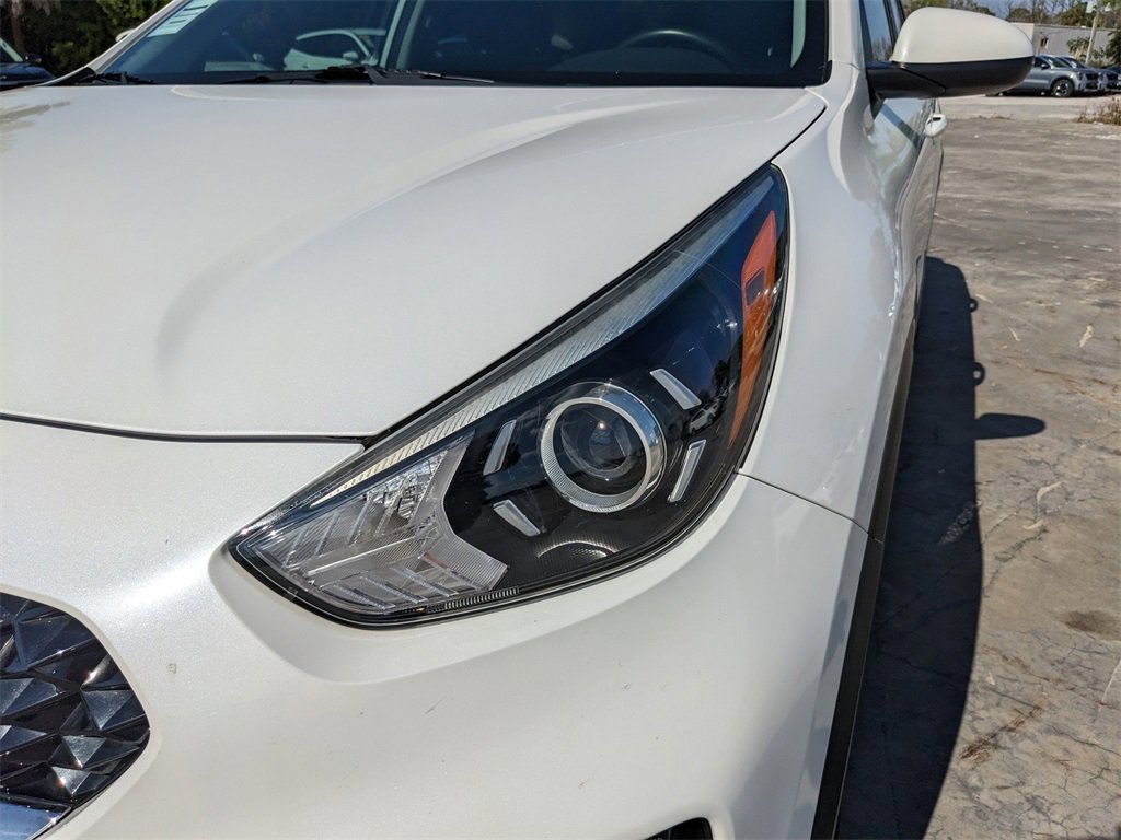 Certified 2022 Kia Niro LXS image 11