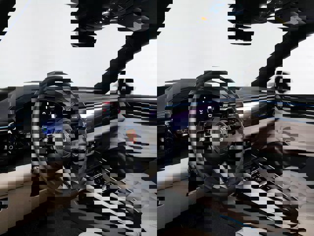 New 2026 Porsche Macan 4 Electric image 4