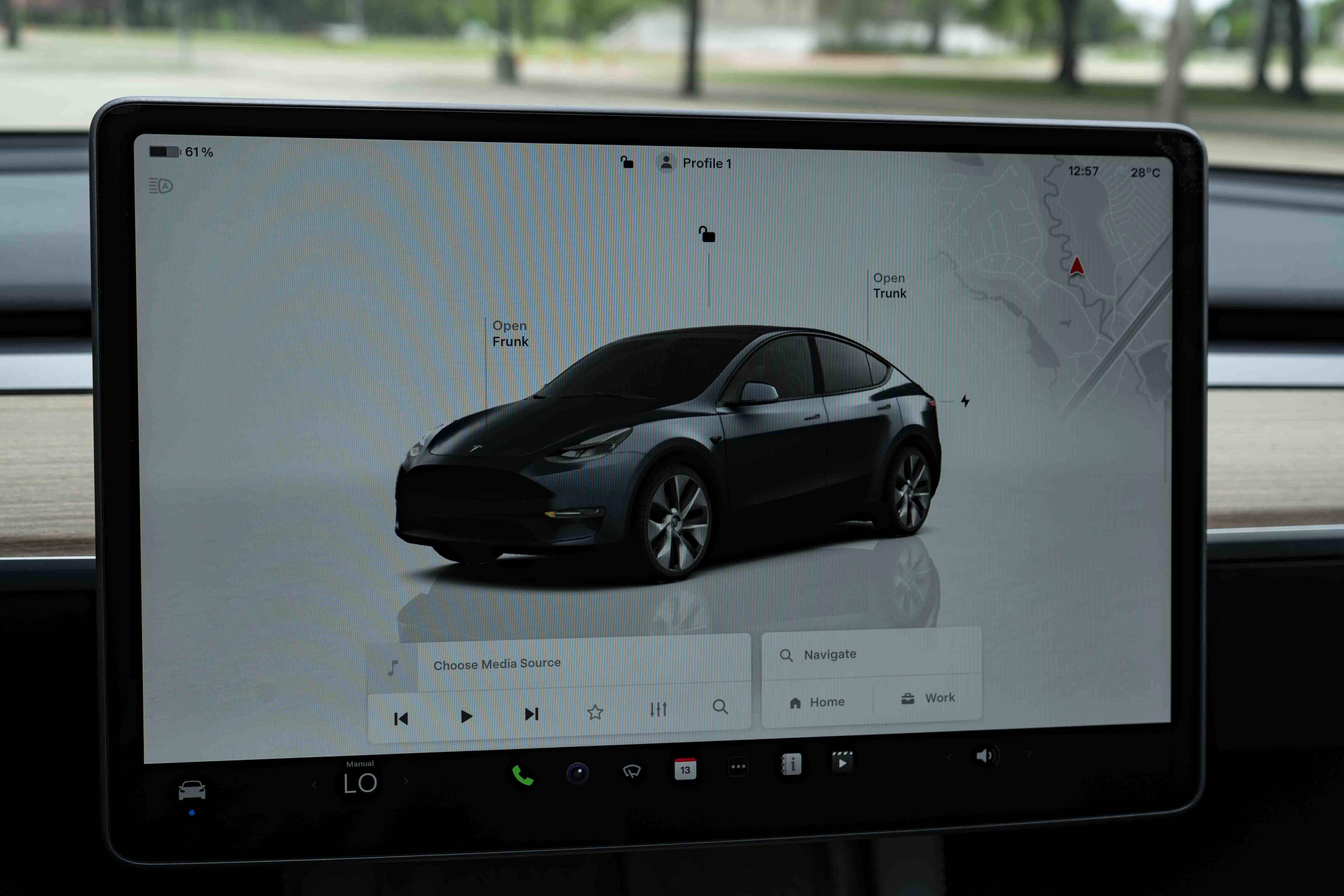 Used 2023 Tesla Model Y AWD image 26