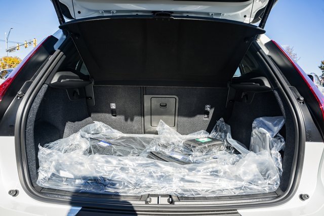 New 2026 Volvo XC40 B5 Plus w/ Protection Package Premier image 9