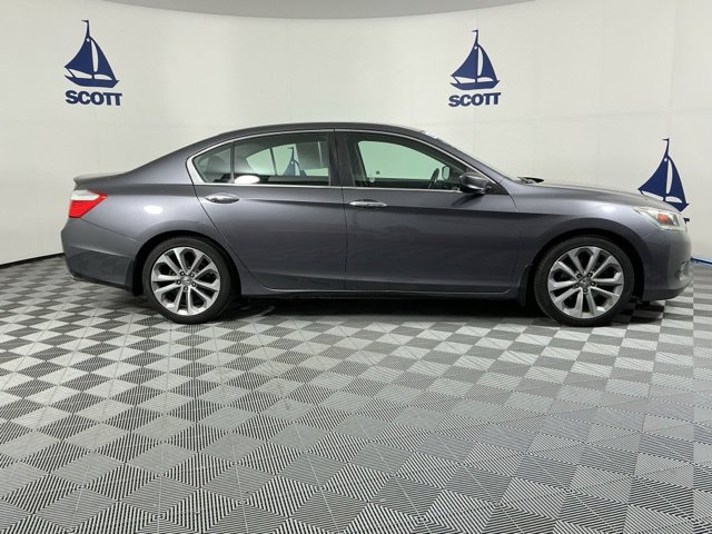 Used 2013 Honda Accord Sport image 6