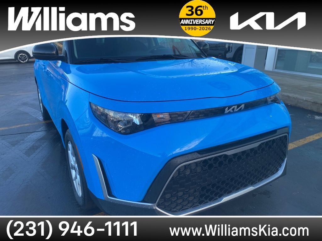 Used 2025 Kia Soul S image 4