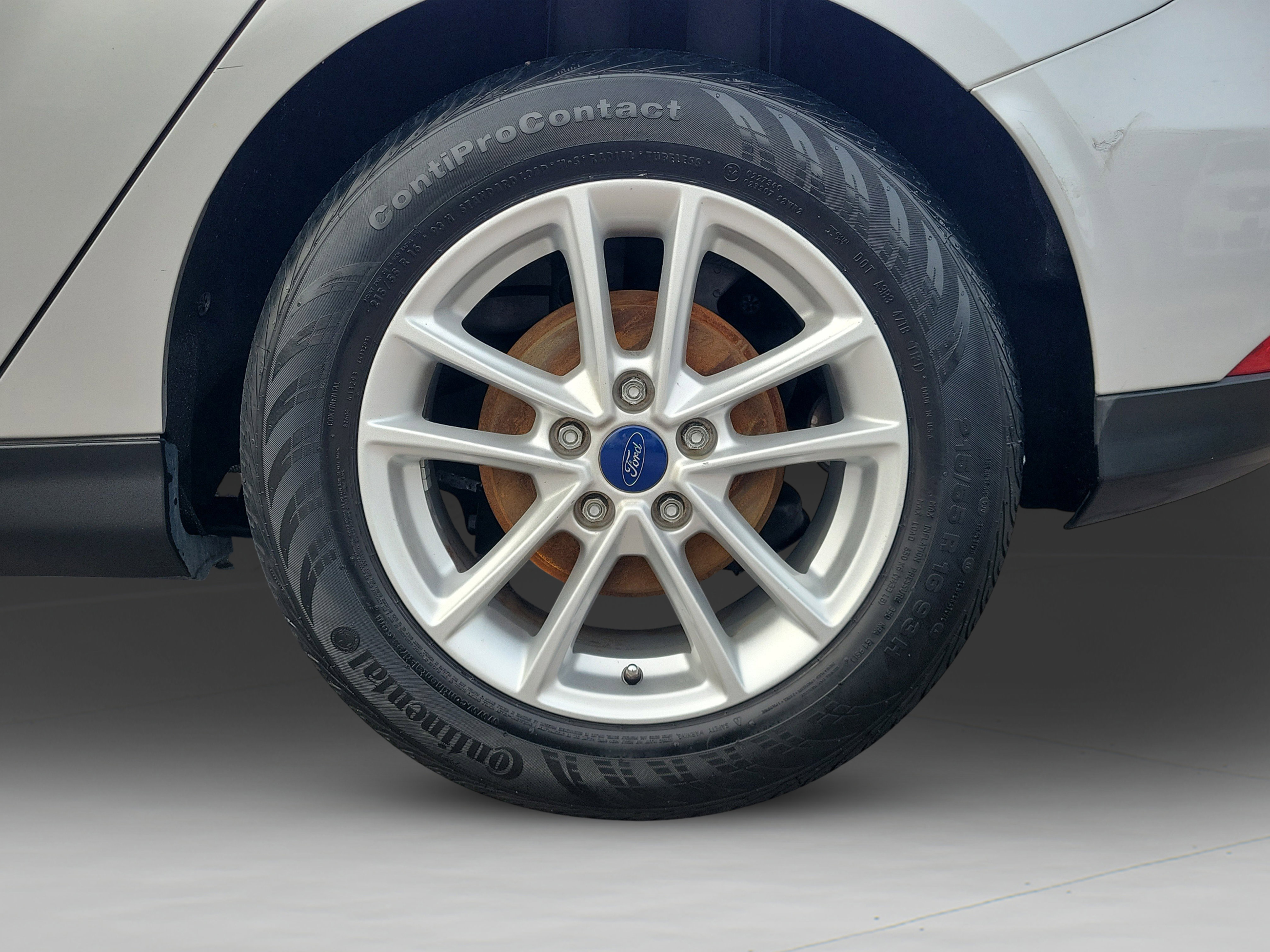 Used 2016 Ford Focus SE image 5