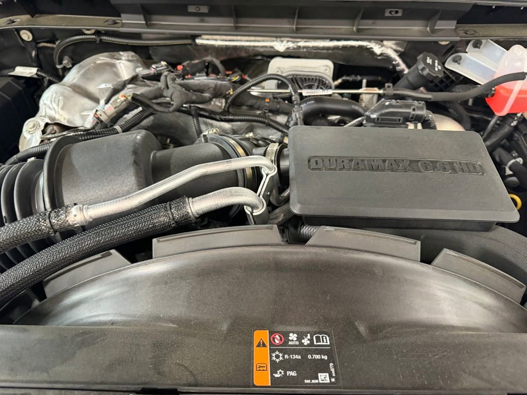 Used 2026 Chevrolet Silverado 2500 LTZ w/ LTZ Premium Package image 9