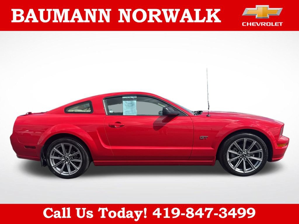 Used 2007 Ford Mustang GT RWD image 8