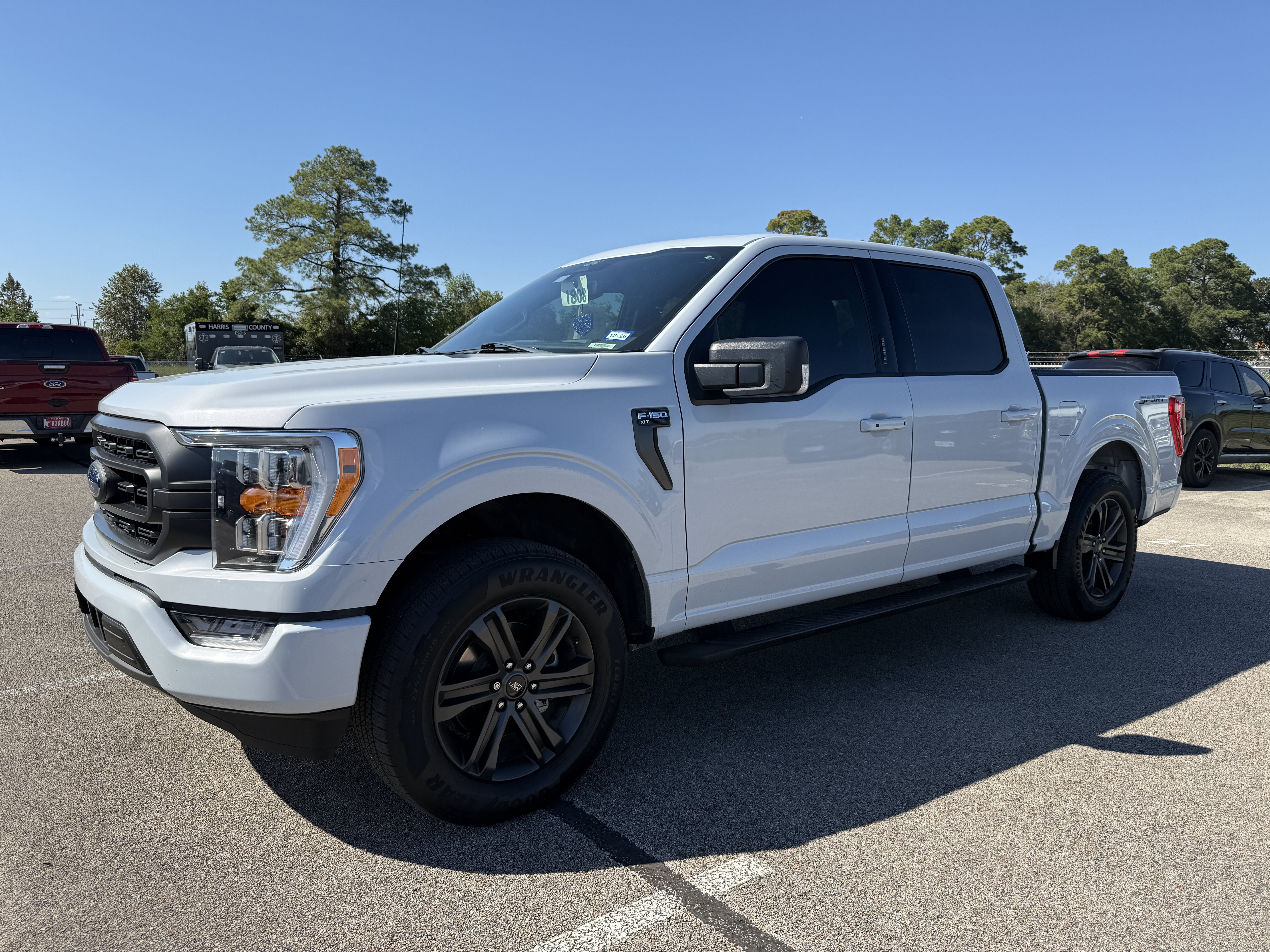 Used 2022 Ford F150 XLT w/ Equipment Group 302A High RWD image 4