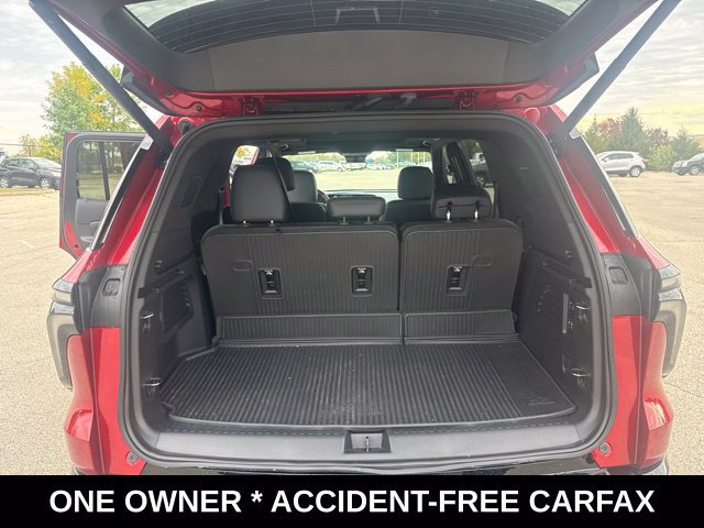 Used 2026 Chevrolet Traverse RS w/ LPO, Floor Liner Package AWD/4WD image 13